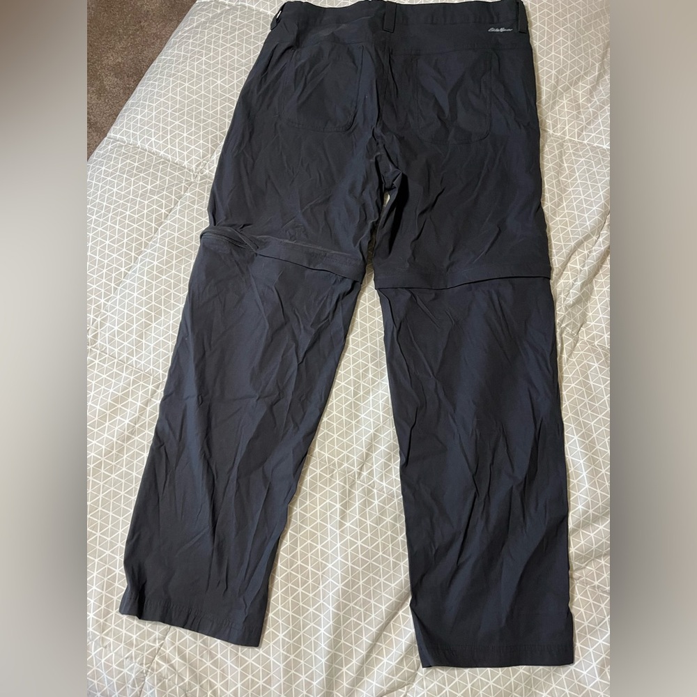 Eddie Bauer Ladies Black Convertible Cargo Pants - Picture 5 of 6